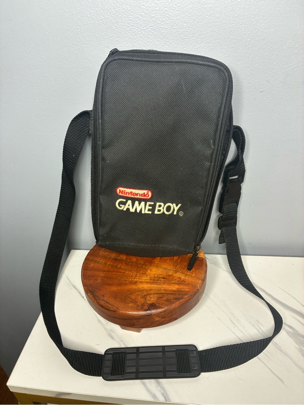 Nintendo Game Boy Carrying Case Bag Black Shoulder Strap Vintage